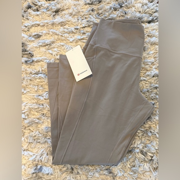 Lululemon Athletica 25” HR Align Leggings W/Pockets - NWT! - Picture 5 of 8